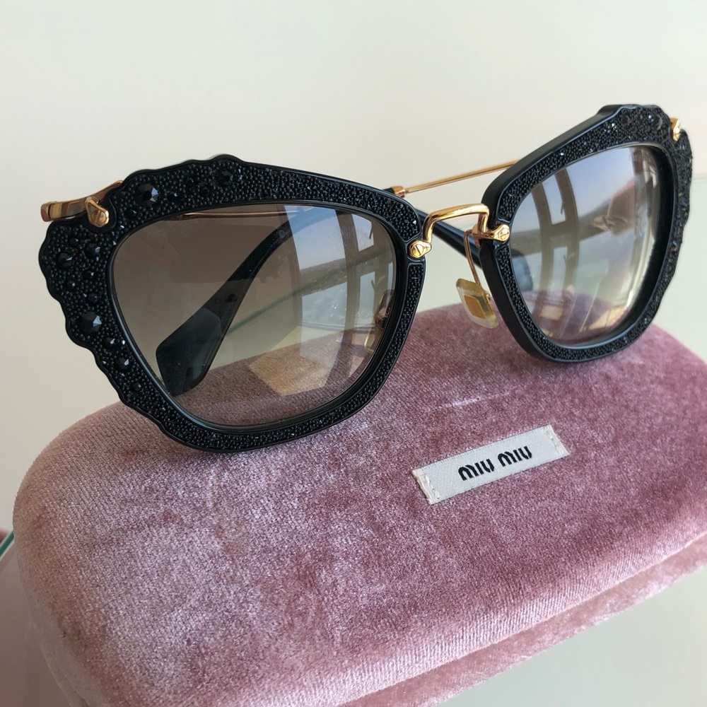 MIU MIU Noir Car Eye Sunglasses